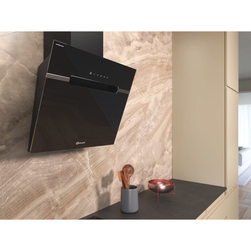 Bauknecht Afzuigkap Inbouw BHVS 61F LT DP K Zwart Bevestigd aan de muur Elektronisch Lifestyle perspective