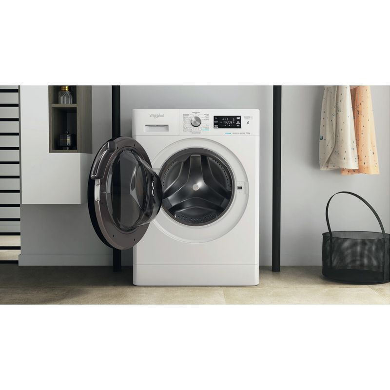 Whirlpool Wasmachine Vrijstaand FFB 10469E BV BE Wit Voorlader A Lifestyle frontal open